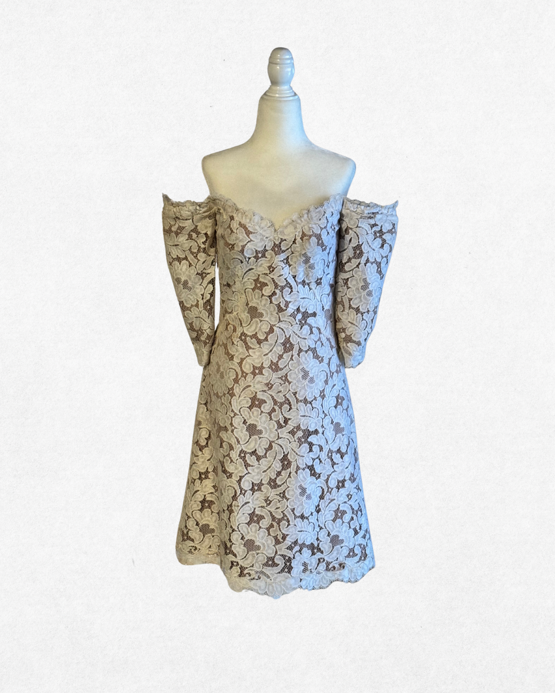 1980s Vintage Bob Mackie Ivory Lace Off-Shoulder Dress Size 8