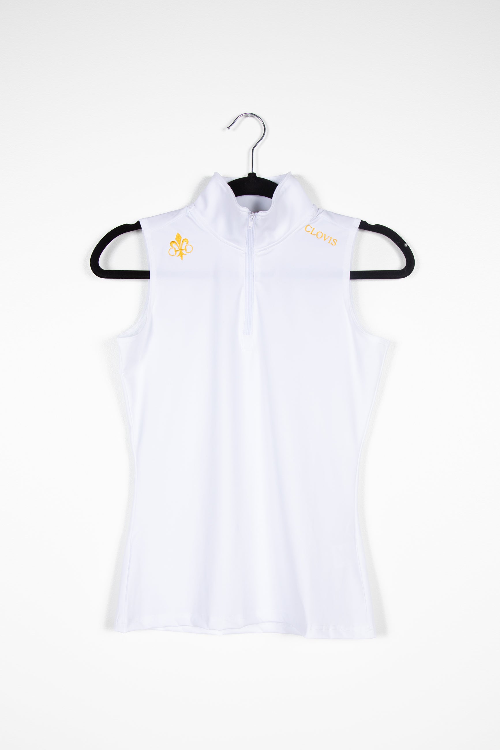 The Cassidy Sleeveless 1/4 Show Shirt