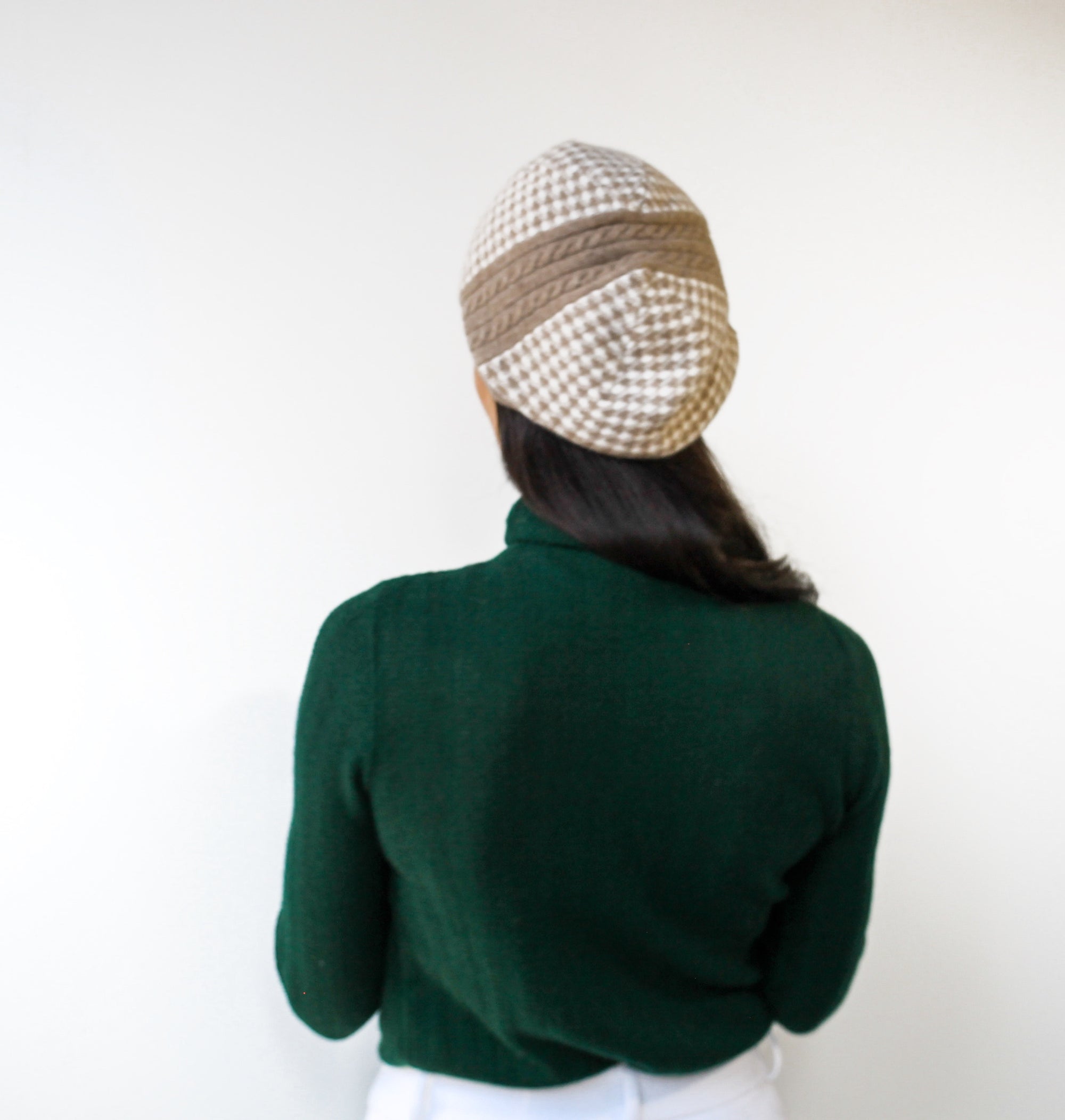 The Clara Cashmere Houndstooth Beanie